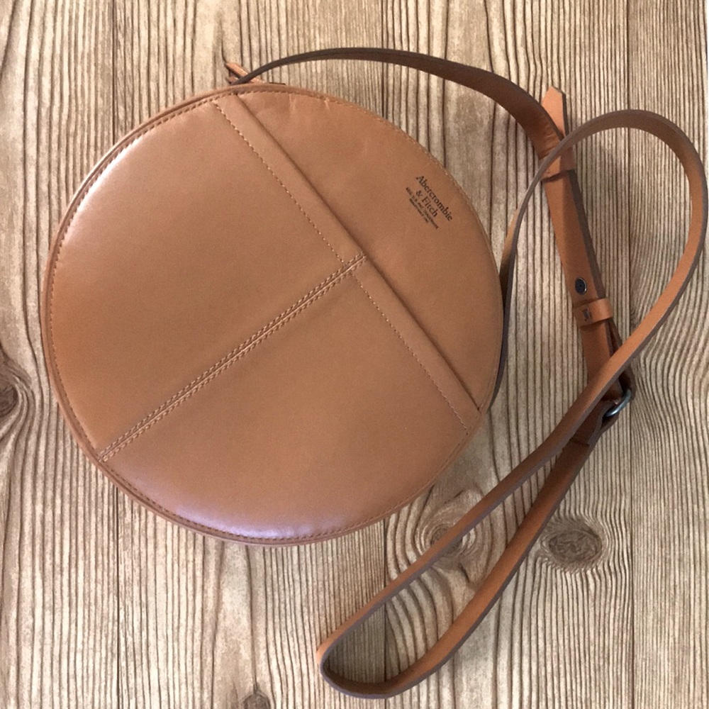Abercrombie 🟠CIRCLE🟠 bag
